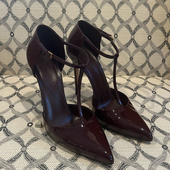 Gucci T-Strap patent leather burgundy high heels - Picture 1 of 9